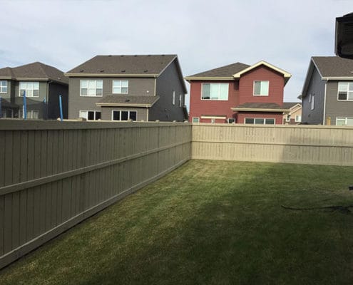 exterior-fence-painting barrie